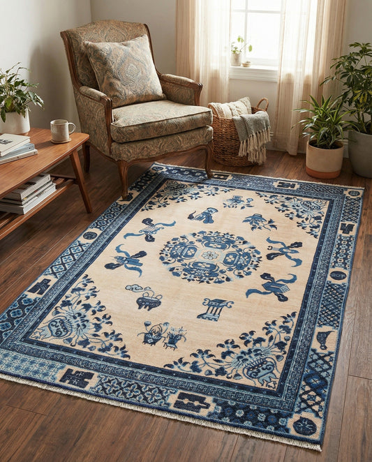 5' x 7' Ivory and Blue Area Rug